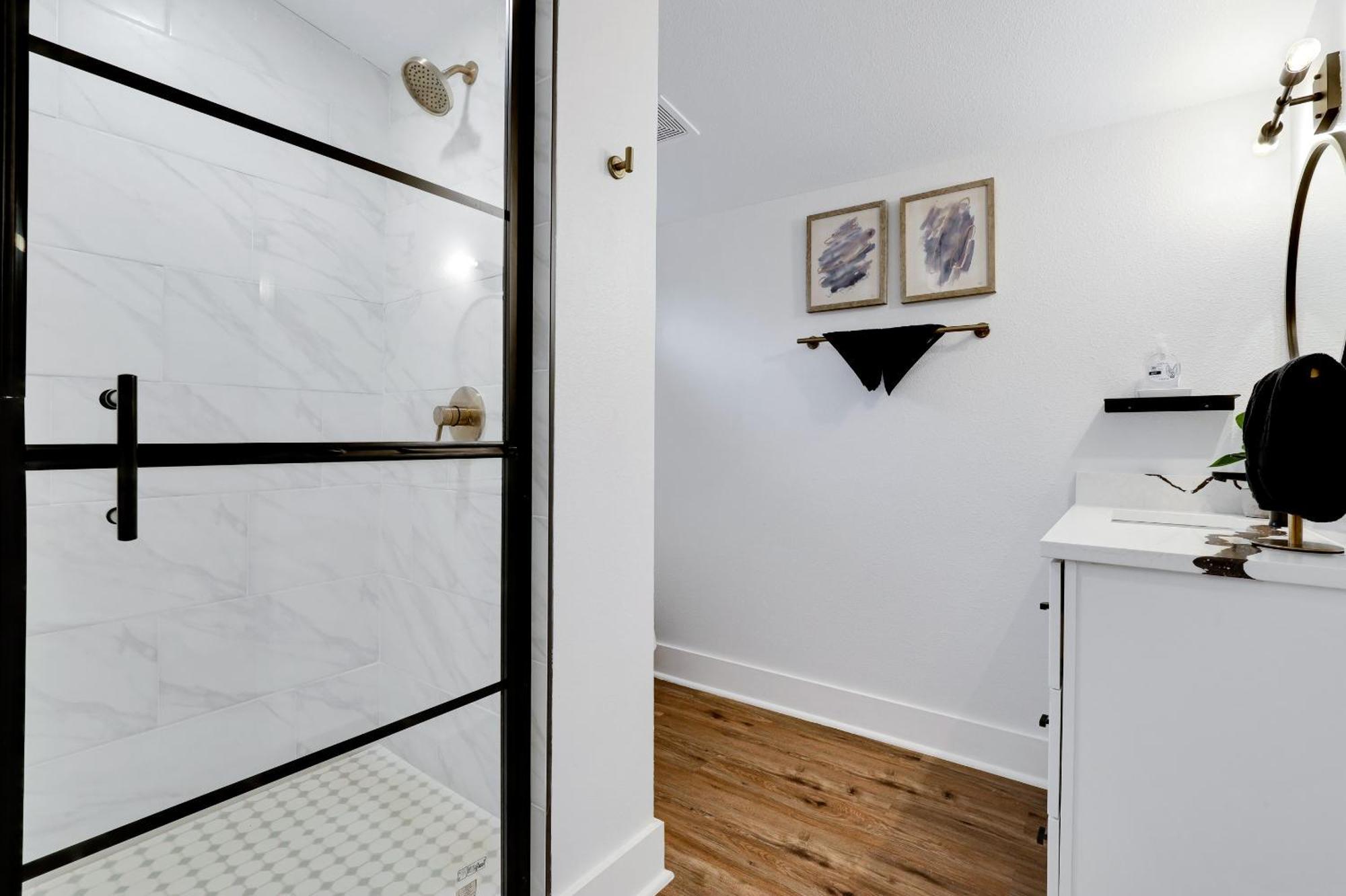 Artsy - A Birdy Vacation Rental San Antonio Exterior photo